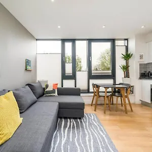 https://modern-1-bedroom-apartment-in-hackney-wick.brighton-hotels-england.com